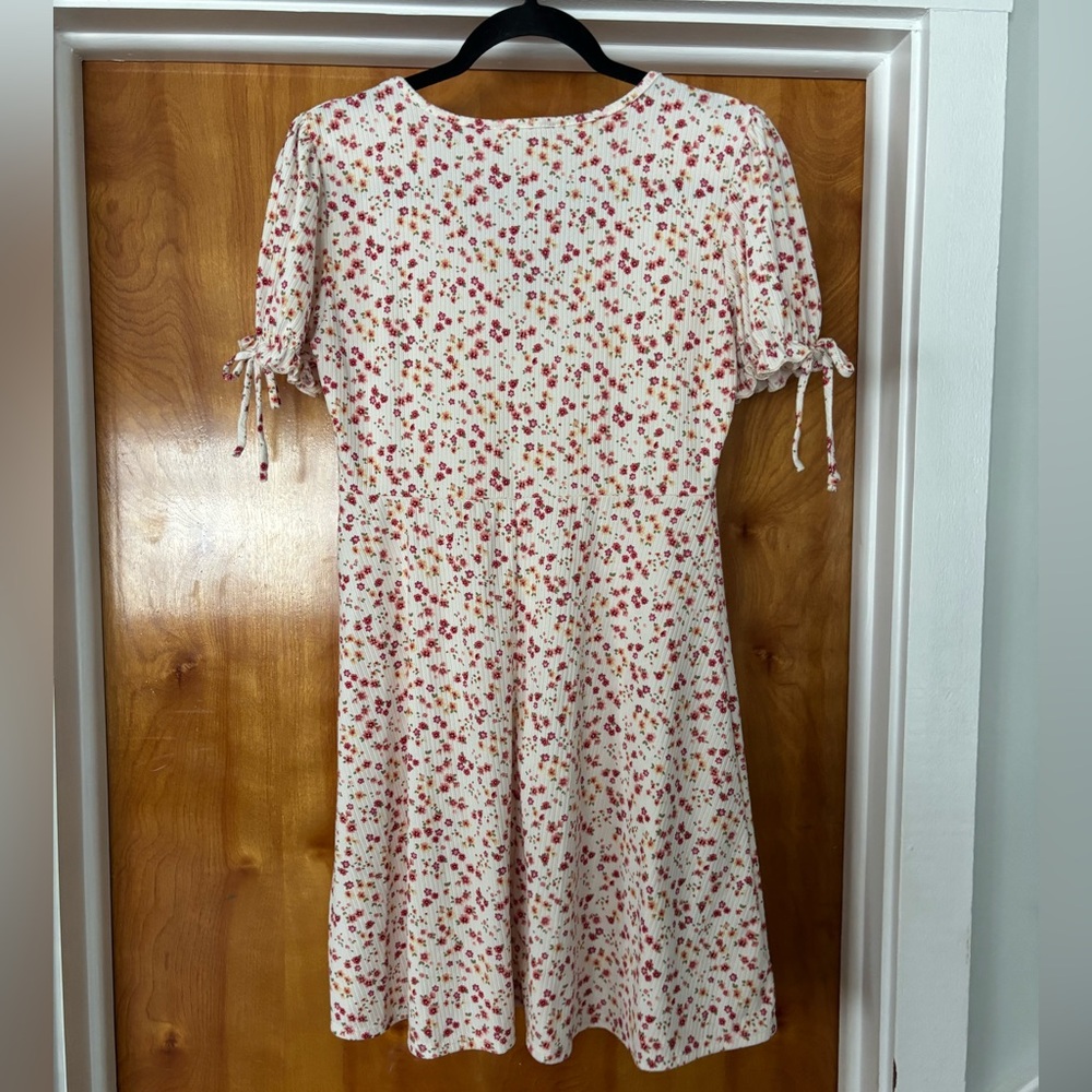 Jessica Simpson Red Floral Dress - Picture 5 of 5